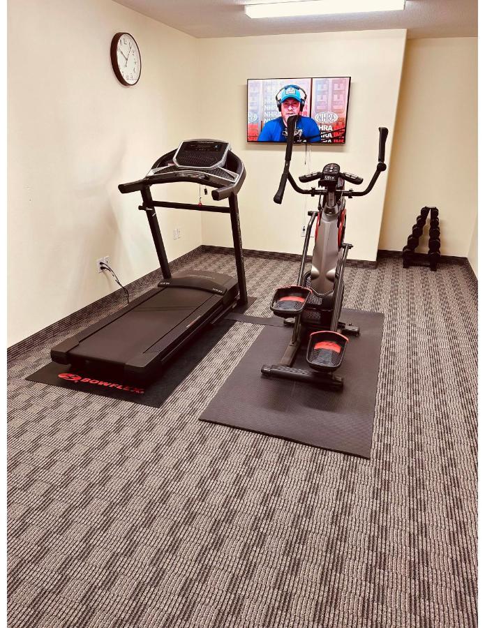 Aurora Park Inn & Suites Dawson Creek Εξωτερικό φωτογραφία